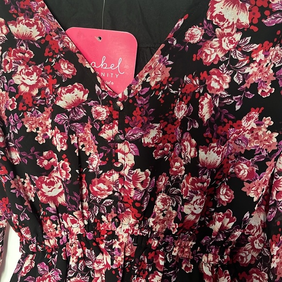 Ingrid and Isabel Floral Maternity Blouse NWT - Picture 3 of 9
